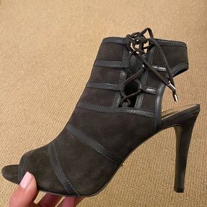 Lauren Ralph Lauren Suede Grey Heels with Box